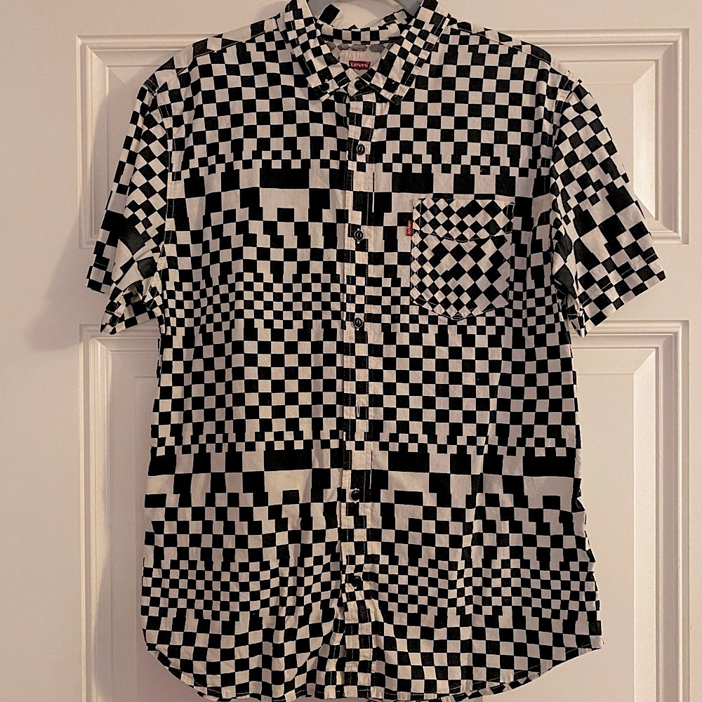 Levi’s Checkered Print Button Down Shirt